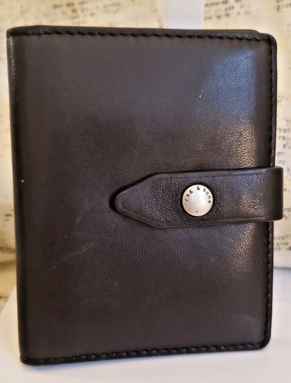 Luxurious, Minimalist, Structured -  Men's Rag & Bone Passenger Bifold Card Case